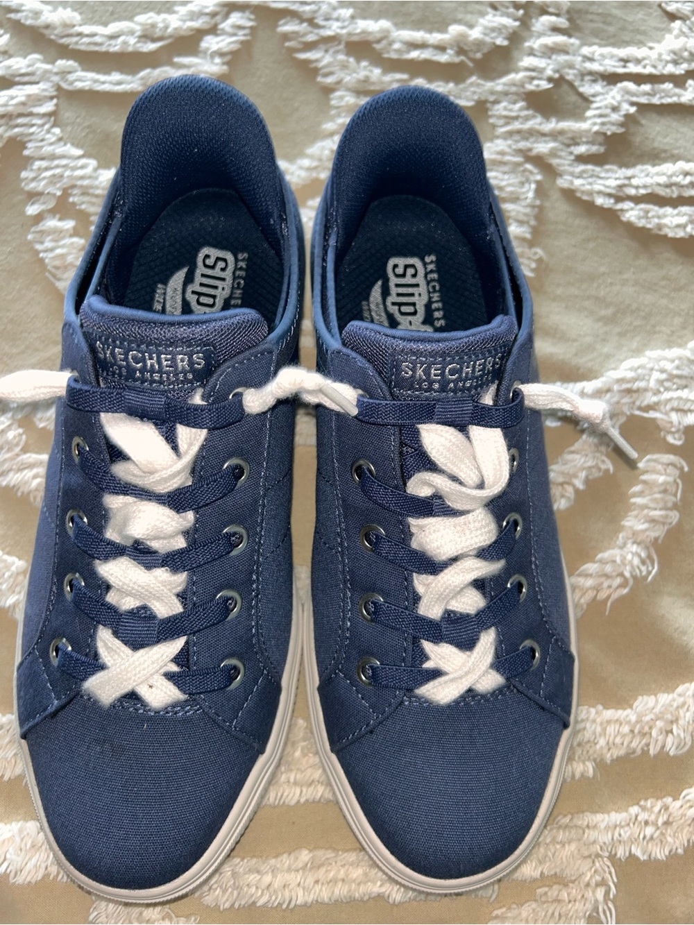 Sketchers  Los Angeles sneakers Slip ins 7.5 wide RARE